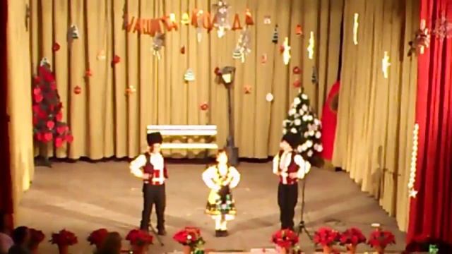 Вокална група „Сладур" - Мари Доне смотреть онлайн