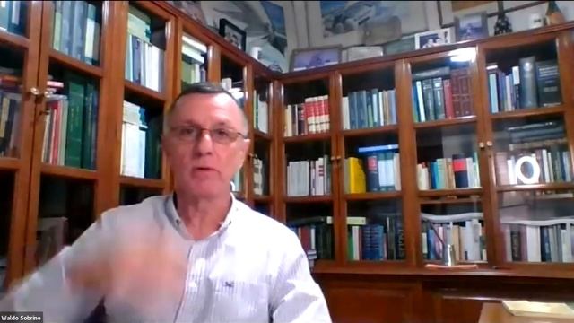 Dra. Fabiana Compiani y el Dr Waldo Sobrino - Inteligencia Artificial y Seguros смотреть онлайн