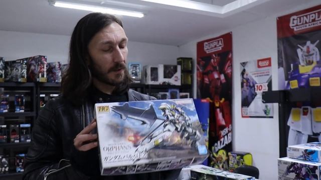 Fresh resupply of not only just kits, and...?!?! смотреть онлайн
