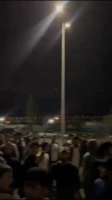 Штурмуют аэропорт в Дагестане в поисках евреев. смотреть онлайн