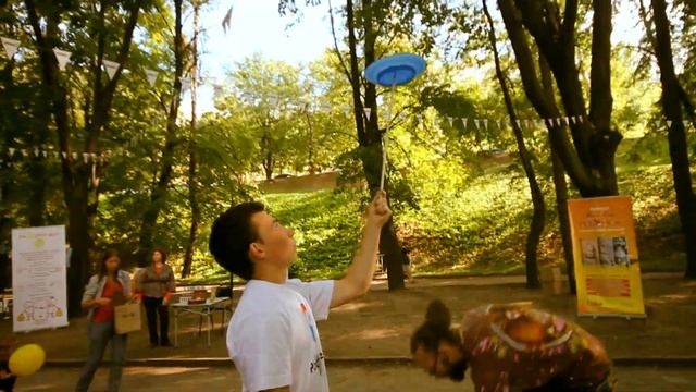 Тарелочки. Часть 2. Первый раз смотреть онлайн