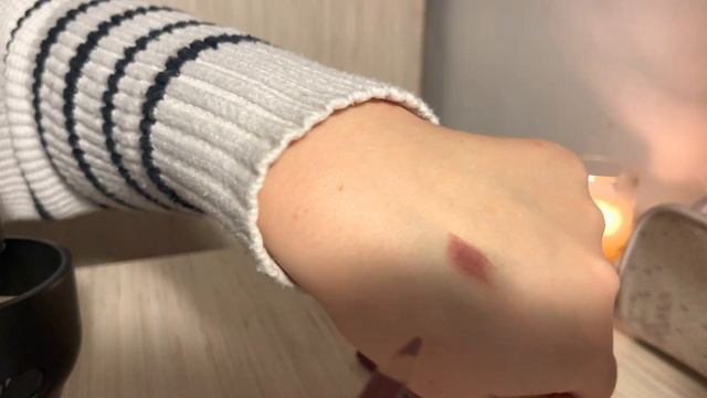 АСМР РАЗБОР КОСМЕТИЧКИ МАМЫ / Показываю и рассказываю смотреть онлайн