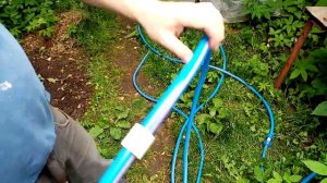 устраняем перегибы садового шланга! легче легкого!
