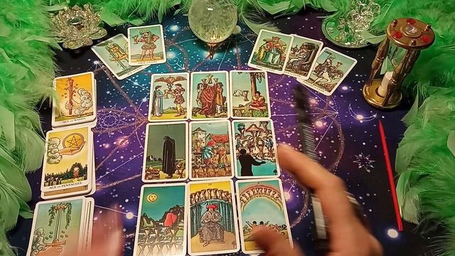 Секрет многогранности младших арканов Таро. Подарок знаний на Новый год. смотреть онлайн