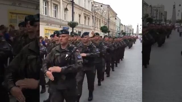 Military Parade in Łódź / Poland - Łódź razem z NATO смотреть онлайн
