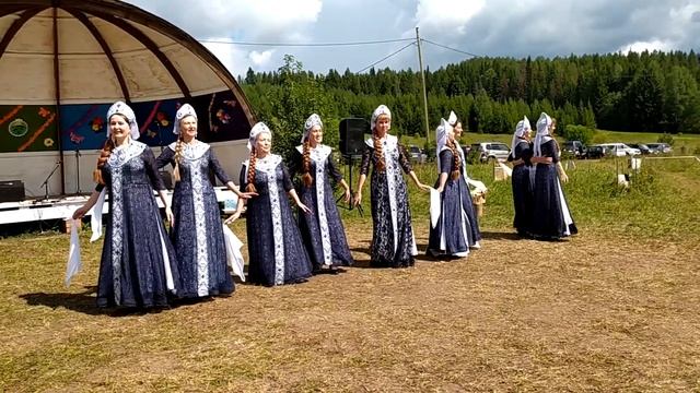 Студия этнических танцев Ясен Свет на фестивале Уральский Хоровод - 2023 смотреть онлайн