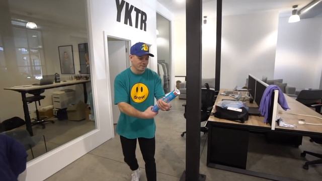 WE HIRE THE SCOPE || LIFE AT YKTR VLOGS смотреть онлайн