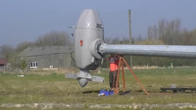 A 15 kW C&F turbine going up смотреть онлайн