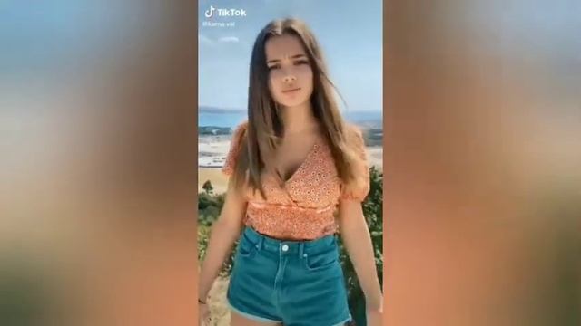 Видео Валя Карнавал. смотреть онлайн