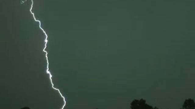 Lightning смотреть онлайн