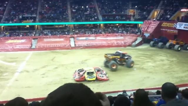 El Toro Loco Freestyle-Monster Jam 2013 Cleveland смотреть онлайн