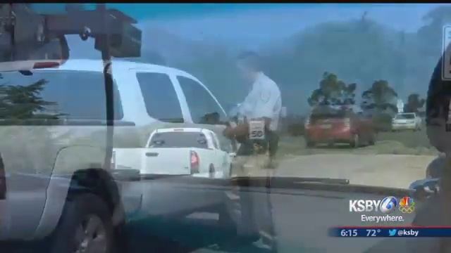 Officers crack down on drivers who don't stop for pedestrians смотреть онлайн
