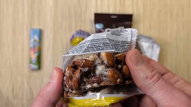Chupa Chups, M&M's, Milk Chocolate And Energy Bar. ASMR смотреть онлайн