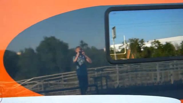 Stadler 1403 прибывает на о.п. Урда. смотреть онлайн