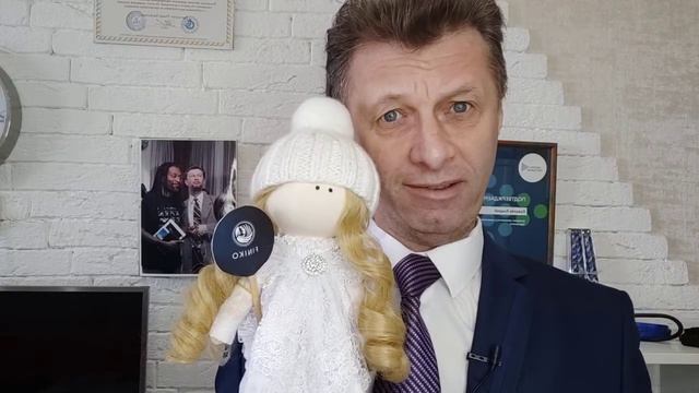 ДЕВОЧКИ, с ПРАЗДНИКОМ ВАС ЛЮБИМЫЕ!)) Финансовый советник 89168236666 смотреть онлайн
