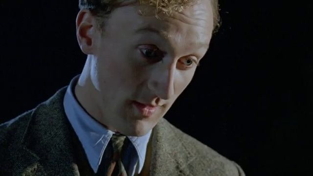 Пуаро Агаты Кристи s09 e04 смотреть онлайн