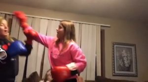 EPIC TWIN FIGHT!! *NIP SLIP* (reuploded)