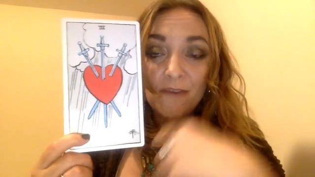 Tiffany Talks Tarot 25 - The Three of Swords смотреть онлайн