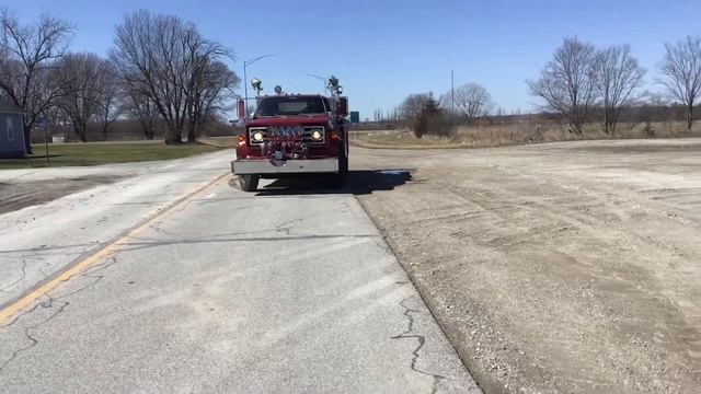 1982 GMC 7000 Pumper Truck смотреть онлайн