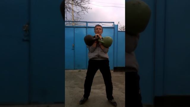 толчок две гири по 16 кг 12 раз в минуту смотреть онлайн