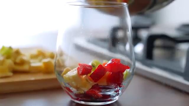 Десерт из молока за 5 минут БЕЗ миксера и желатина! Молочный десерт смотреть онлайн