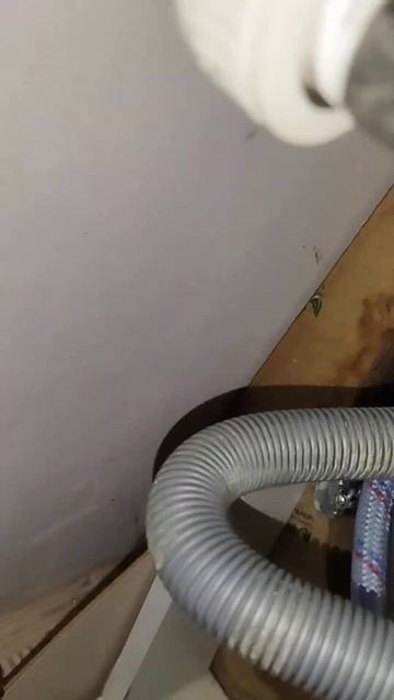 замена шланги на кух смесителя