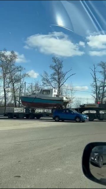 Когда везде есть свои люди) сняли как мой «Стриж» едет ко мне.