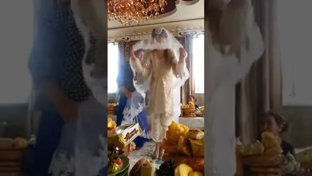 Келин салом.))