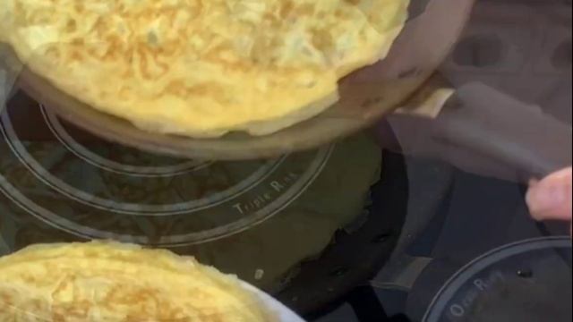 Простое и легкое приготовление блинчиков из яйца и фарша смотреть онлайн