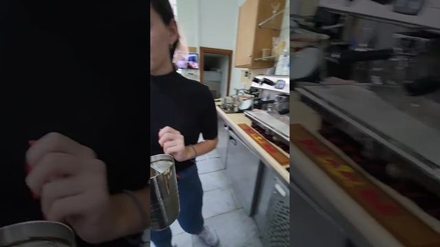 How to make Greek Freddo Cappuccino the best coffee in the world смотреть онлайн