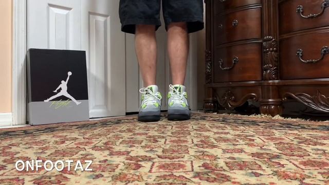 Air Jordan 4 IV 95 Neon On Foot смотреть онлайн