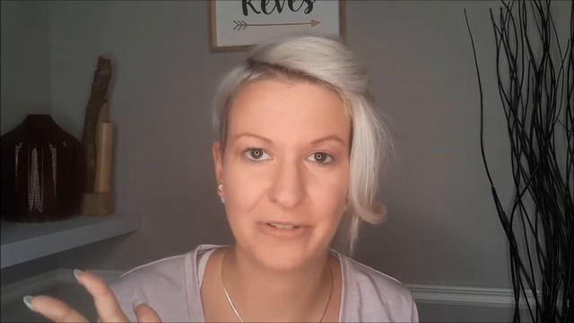 LES CONSEILS D'ÉMILIE - Maquillage simple & naturel смотреть онлайн