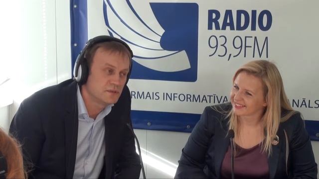 MIX TV: партнер "Academia Strategies" Янис Скружкалнс и Элина Эгле в программе "Разворот" смотреть онлайн