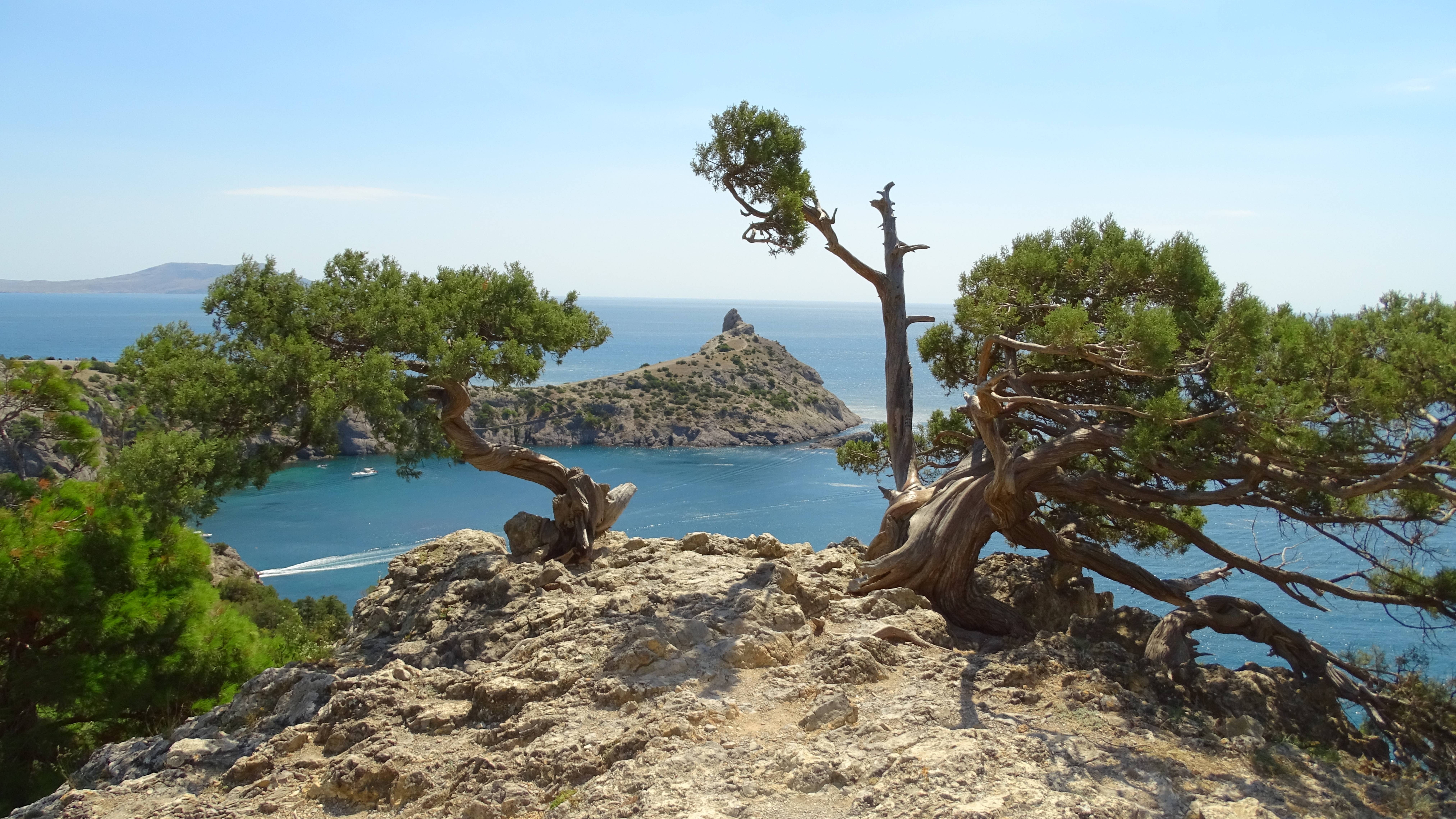 Красивый уголок Крыма. Караул оба в Новом Свете. смотреть онлайн