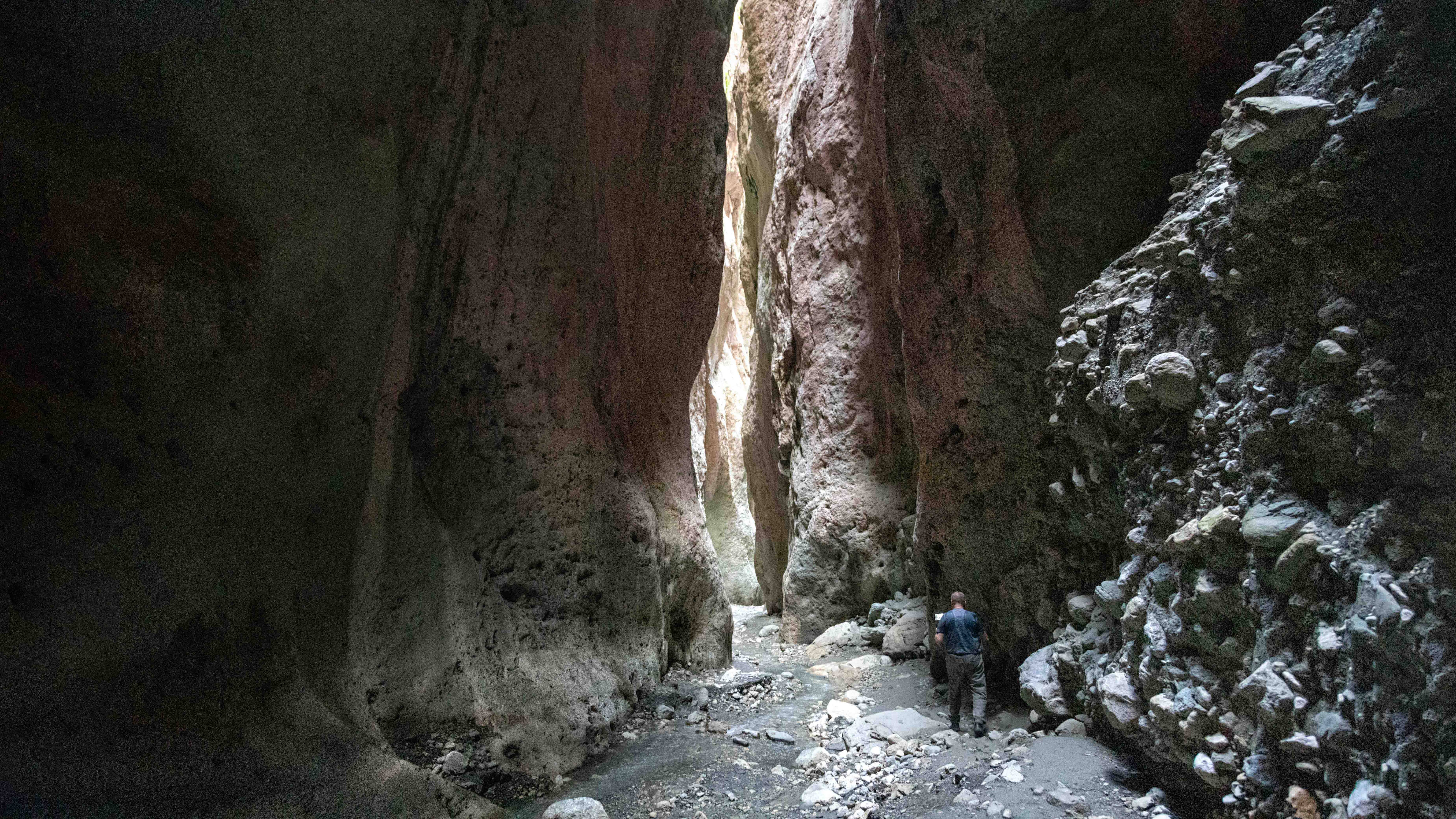 В объятиях гор: Карадахская теснина. Дагестан смотреть онлайн