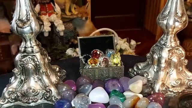 ПРОДАТЬ ЗАЛЕЖАЛЫЙ ТОВАР ДЛЯ ВСЕХ ВЕДЬМИНА ИЗБА ИНГА ХОСРОЕВА смотреть онлайн