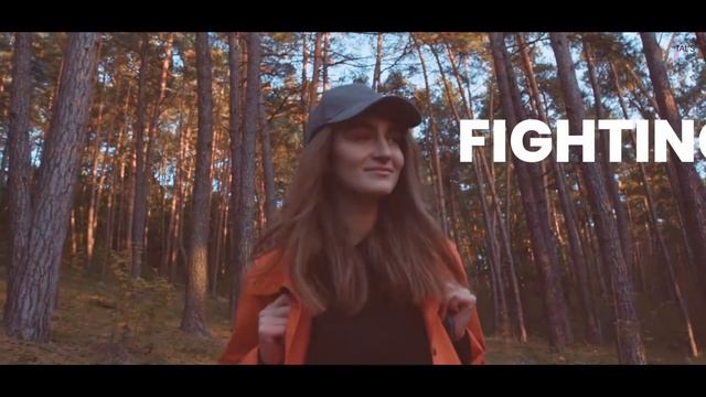 TAL'S GINGER BLAST TEA SONG! смотреть онлайн