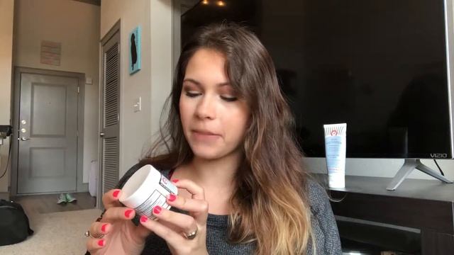 First Aid Beauty Cleanser/Facial Cream Review смотреть онлайн