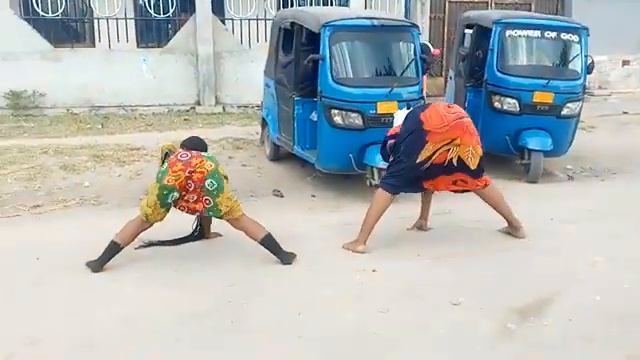 Vumbi la baikoko mjini смотреть онлайн