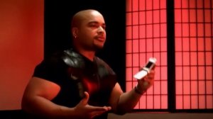 K Maro   Femme Like U Clip officiel