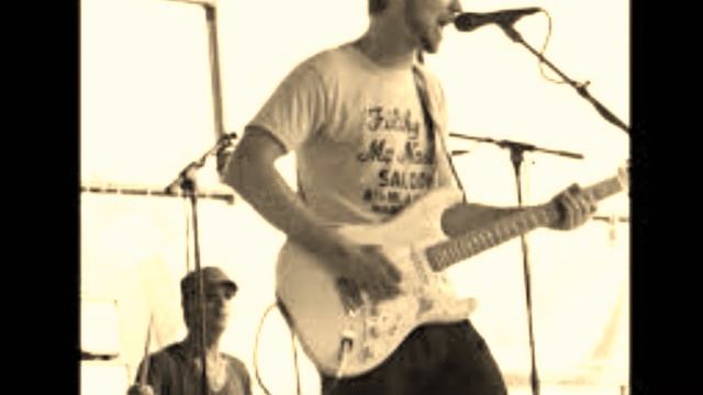 The Court Nance Accident Live "Neon" смотреть онлайн
