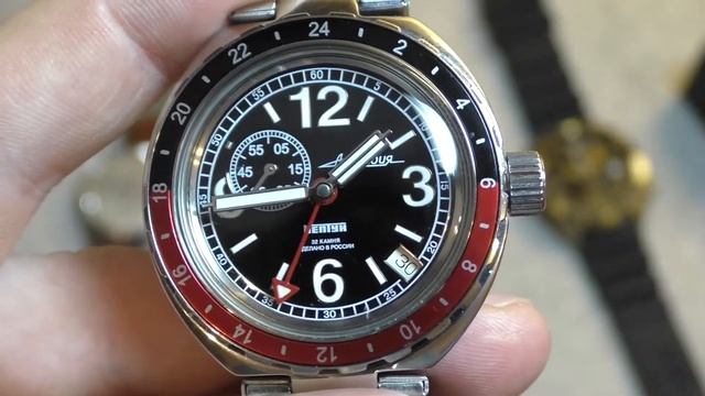Vostok Amphibia Neptune GMT Review (My first Voskot and great Russian Engineering) смотреть онлайн
