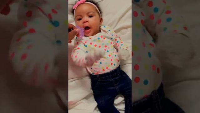 Arayah’s Big Poop Explosion Part 1 of 2 смотреть онлайн