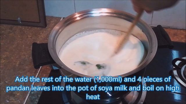 Super Soft Tofu Fa / Tau hoo huey / 豆腐花 / Sweet Soya Bean Curd recipe смотреть онлайн
