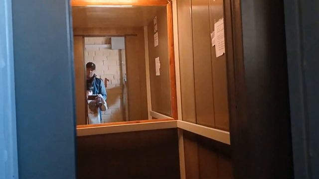 Лифт (МЛЗ-1999г.в) По адресу: ул Сиреневый бульвар 4к4, Екатеринбург, Свердловская область смотреть онлайн