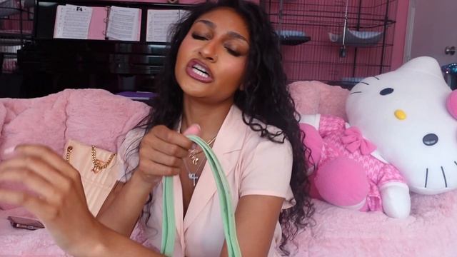 Givenchy Small 4G Bag Unboxing - IMPULSE BUY! смотреть онлайн