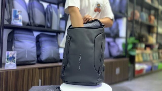 BALO LAPTOP 17 INCH MARK RYDEN COMPACTO PRO MR-9031 смотреть онлайн