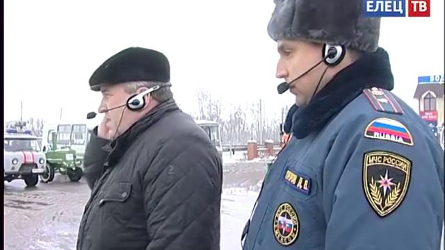 К изменениям погодных условий готовы: в Ельце прошли учения сотрудников экстренных служб смотреть онлайн