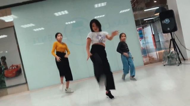 WAACKING | Adel Karimova смотреть онлайн
