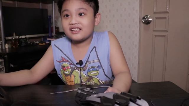 UNBOXING MY BLACK PANTHER MASK AND SLASH CLAW смотреть онлайн